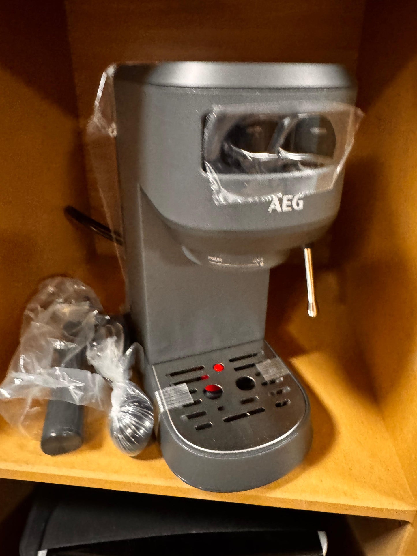 AEG Espresso EC6-16BST
